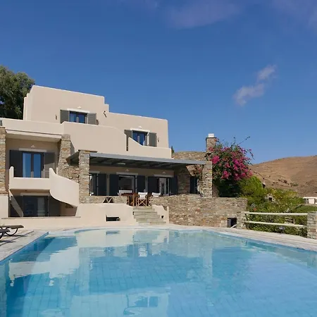 Vila Luxe Eleni, Massive Pool, 3' From