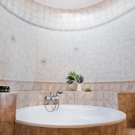 Vila Luxe Eleni, Massive Pool, 3' From *