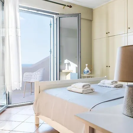 Villa Luxe Eleni, Massive Pool, 3' From